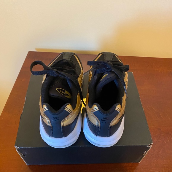 Boys Air Max 95 - Picture 3 of 4